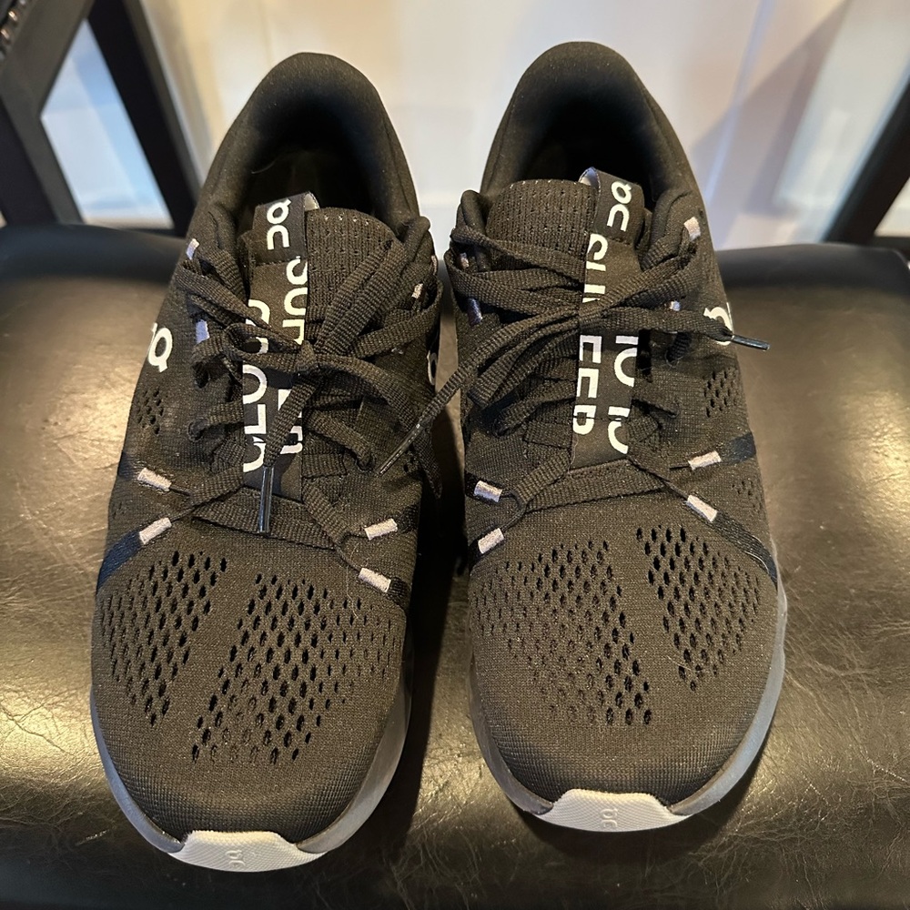 On Running Women’s Black On Cloud Cloudsurfer Sneakers